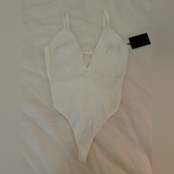 NWT revolve x Michael Costello Cassandra Bodysuit in White Sz S $158 - Picture 2 of 6